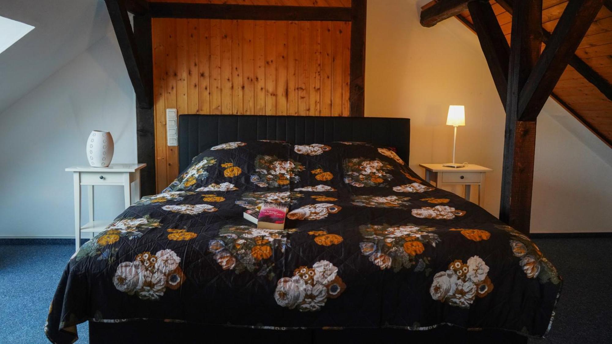 Apartamento Ruhige Lage, Nah Am Klinikum & Einkaufsmoeglichkeiten Oldenburg
