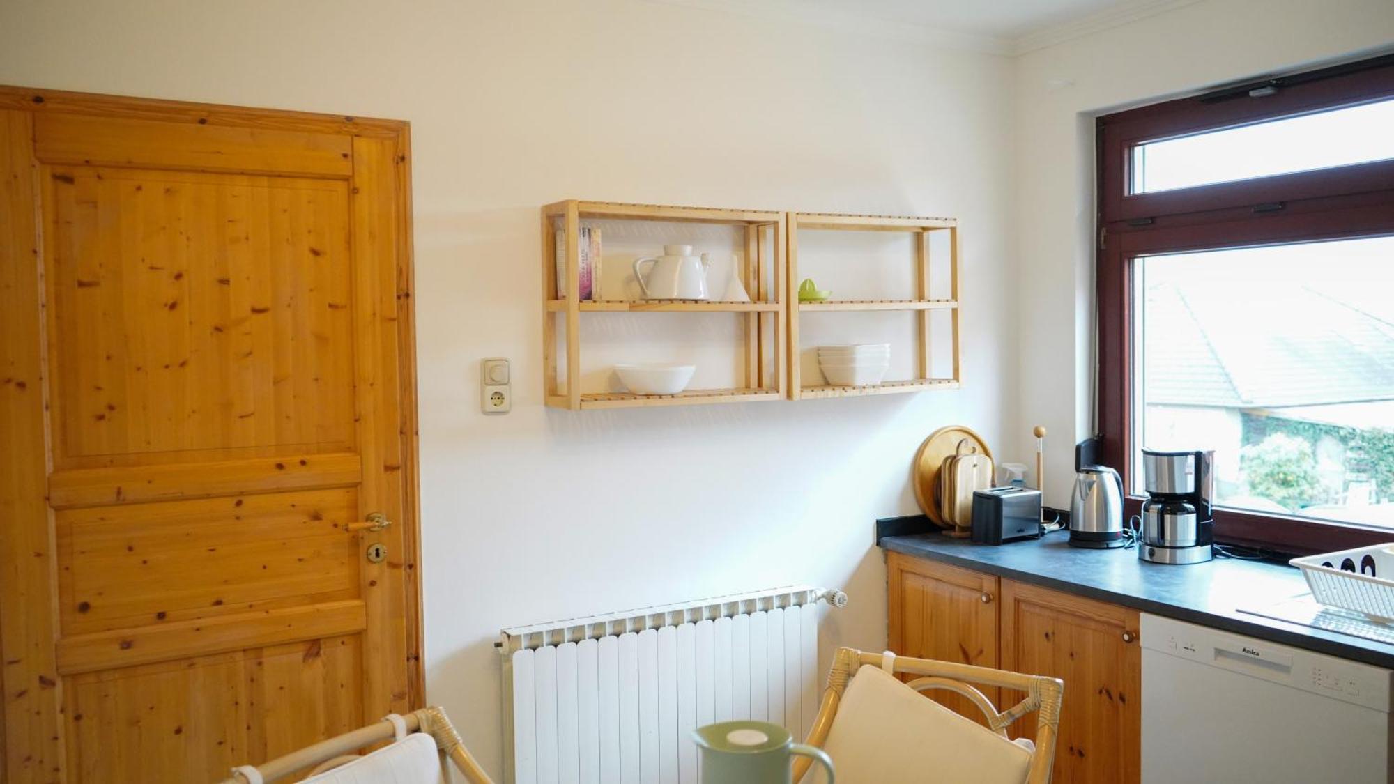 Ruhige Lage, Nah Am Klinikum & Einkaufsmoeglichkeiten Apartment *